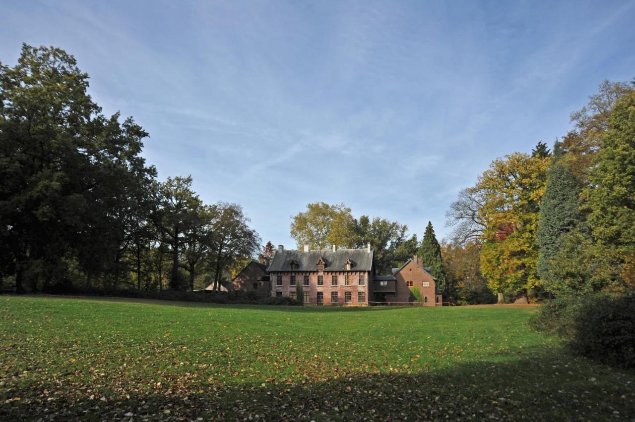 Het Domherenhuis Heusden-Zolder Экстерьер фото